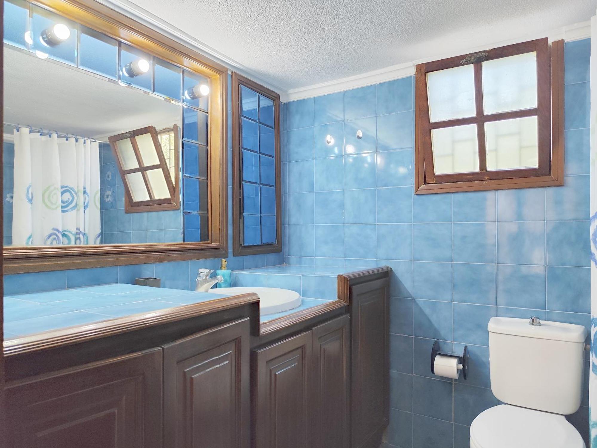 Mairi's Summerhouse - Seaside, En-suite, 2-bedroom Summerhouse * Souvala